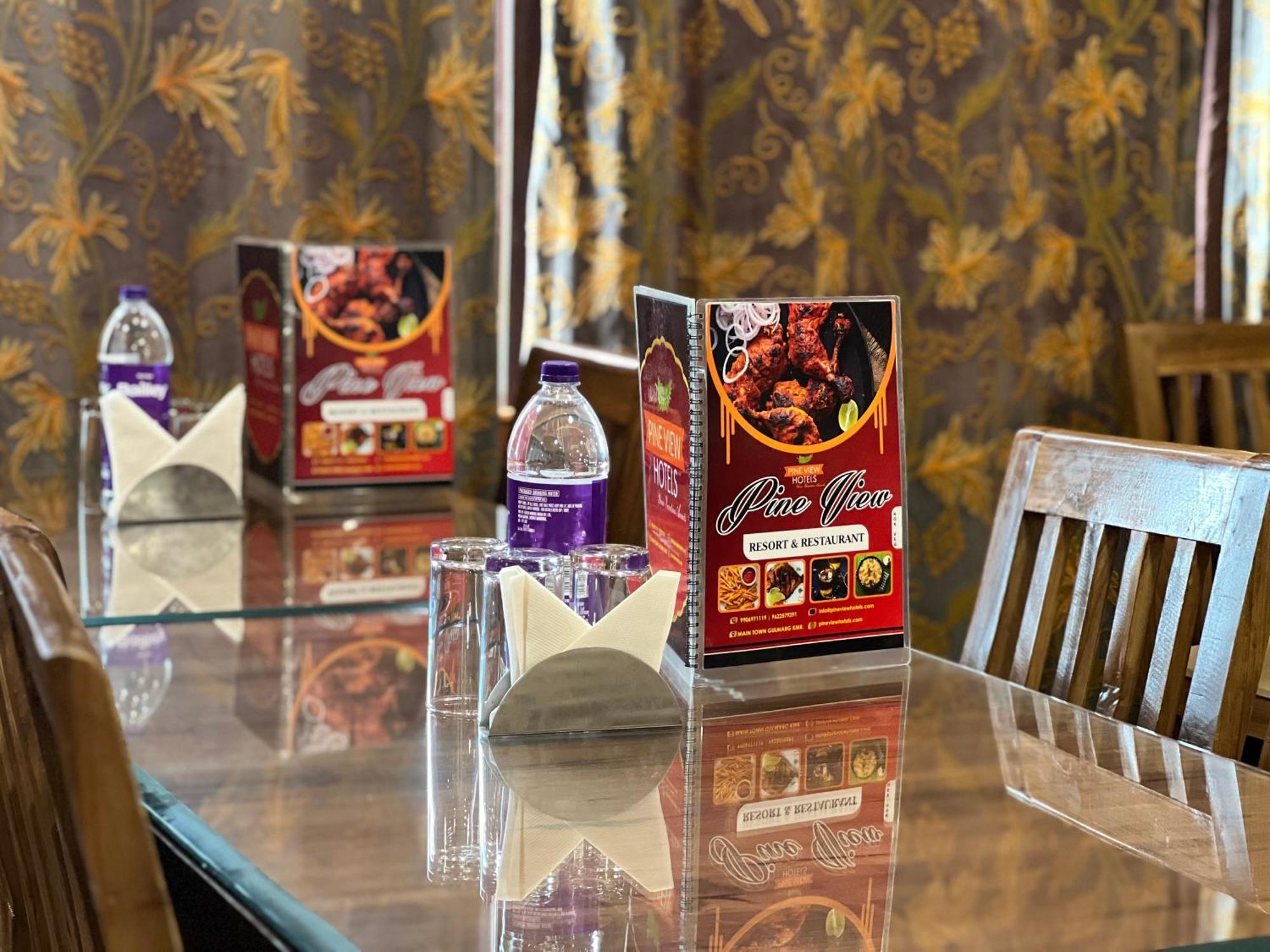 ไพน์ วิว รีสอร์ต - คุลมรรค Hotel กุลมาร์ค ภายนอก รูปภาพ